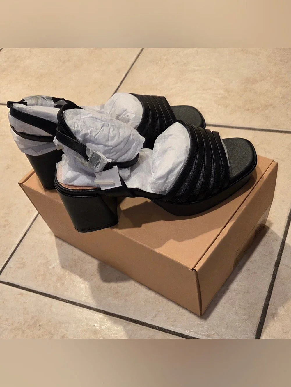 Wydr Stella Platform Sandals — Black 6WW - Extra Wide NWT